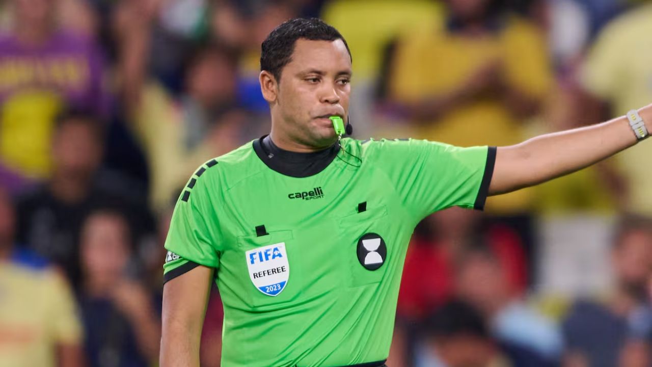 Selvin Brown es designado para dirigir duelo Domincana vs Nicaragua