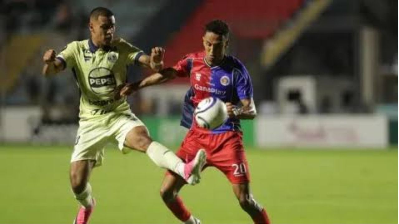 Exjugador del Olimpia sufre problema al no recibir pago en El Salvador
