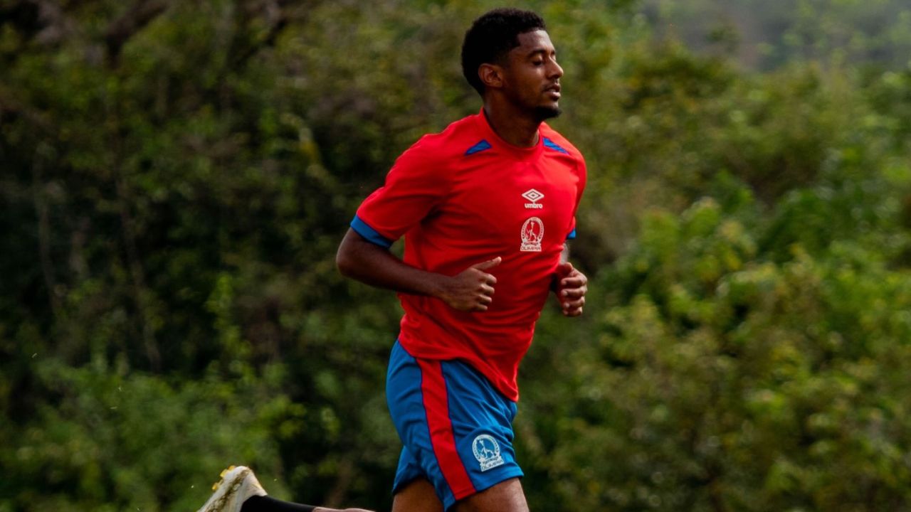 Choco Lozano con nuevo destino tras entrenamientos con el Olimpia
