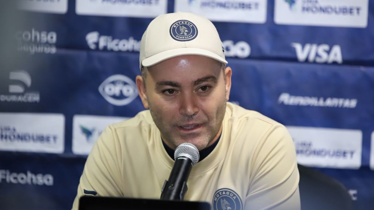 Javier López elogia a jóvenes y confía en llegar a final de Centroamericana