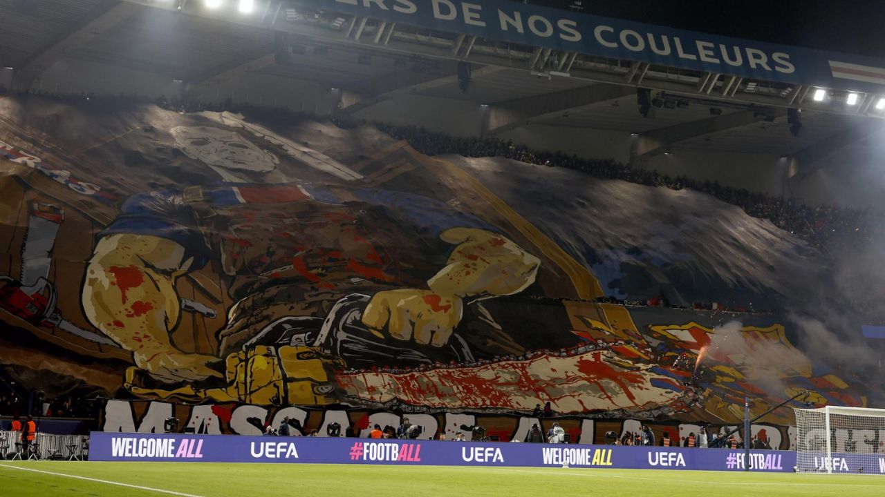 Barcelona denuncia al PSG ante la UEFA tras el amenazante tifo y cánticos