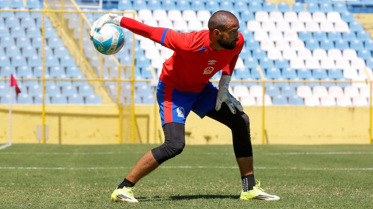 La razón por la que Edrick Menjívar no jugó contra Génesis FC