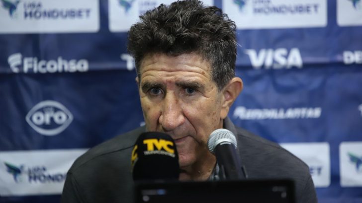 Héctor Vargas revela que le hubiese gustado dirigir a la Selección Nacional