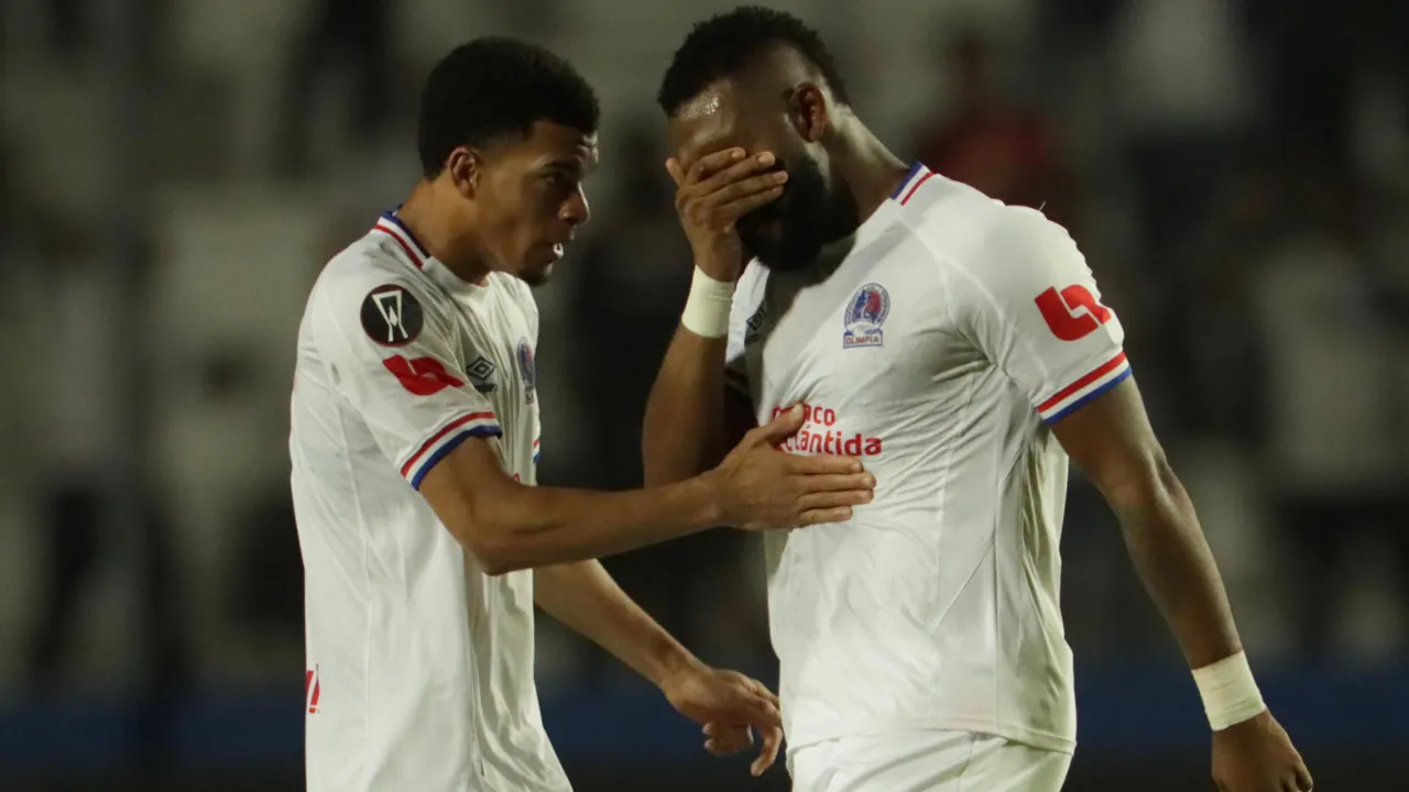 Las figuras del Olimpia que vencen contrato tras el fracaso en la Copa Centroamericana