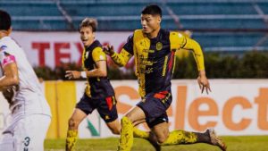 Imagen de Real España sufre contra Platense y consigue triunfo con nueve jugadores